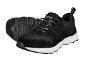 Basket Parkside noires sur fond blanc.