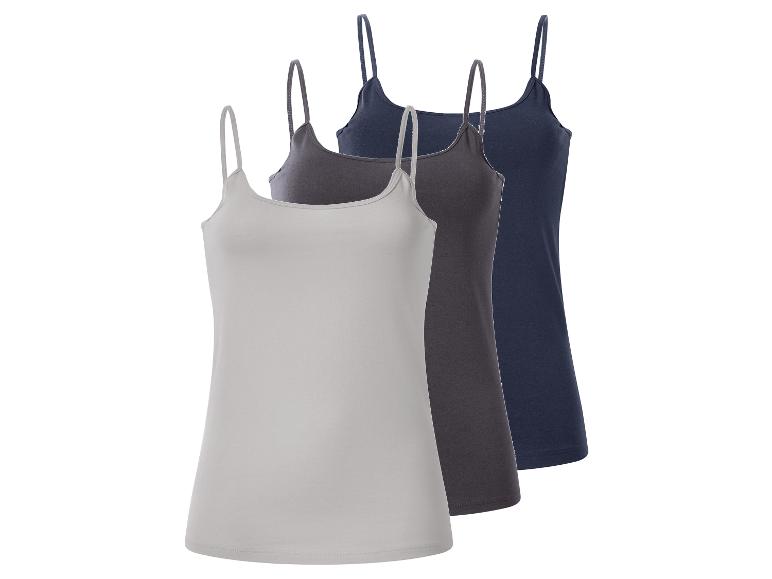 Trois débardeurs pour femmes en gris clair, gris foncé et bleu marine.