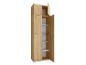 Armoire haute en bois clair avec étagères blanches ouvertes et portes ouvertes