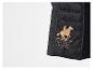 Gilet de polo noir U.S. Grand avec un logo de cavalier.