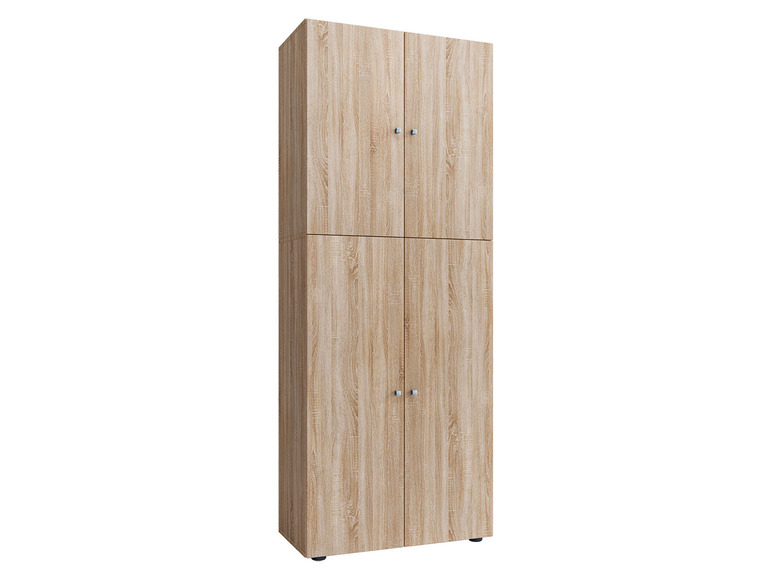 Une armoire en bois à quatre portes.