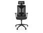 Un fauteuil de bureau noir avec un dossier en maille et un appui-tête.
