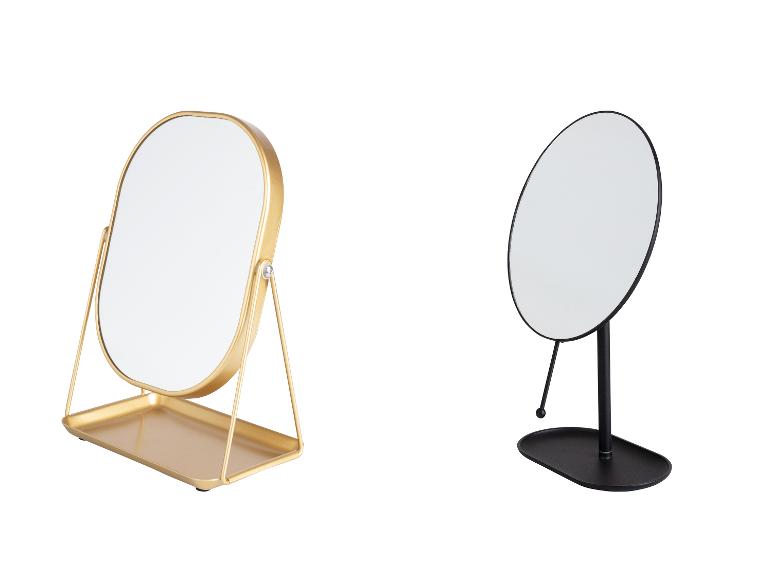 Miroirs de table dorés et noirs avec plateaux.