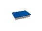Couverture bleue pour piscine rectangulaire.