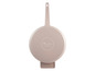 Une poêle Masterpro beige avec un long manche.