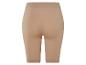 Shorts beiges gainants.