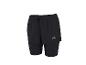 Short de sport noir 2 en 1 pour femme avec leggings intégrés.