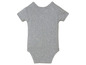 Un body bébé gris à manches courtes.