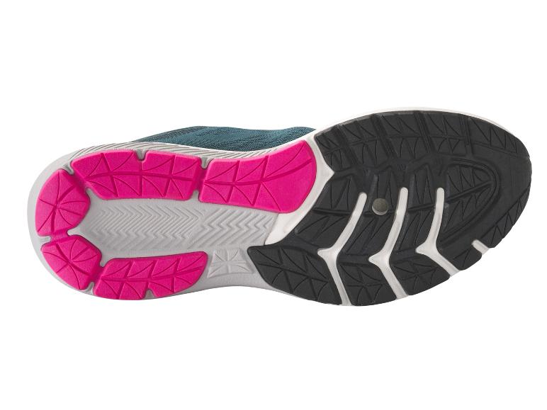 La semelle d'une chaussure de course bleue avec des accents roses et blancs.