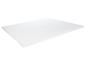 Un surmatelas blanc avec un motif ondulé.