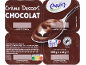 Dessert au chocolat avec une cuillère, montrant les détails du produit et l'étiquette Nutri-Score.