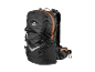 Sac à dos noir Crivit avec des détails orange.