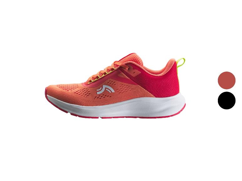 Chaussure de sport orange et rose avec semelle blanche et accents jaune vif.