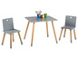 Chaise et table grises pour enfants avec des pieds en bois.