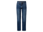Un jean bleu pour homme.
