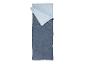 Sac de couchage Crivit bleu et gris pour le camping.