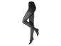 Collants noirs sur fond blanc