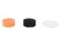 Trois tampons de polissage : une éponge orange, une éponge noire et un tampon en laine blanche.