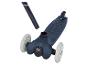 Trottinette Playtive bleu marine pour enfant, avec guidon amovible et grandes roues.
