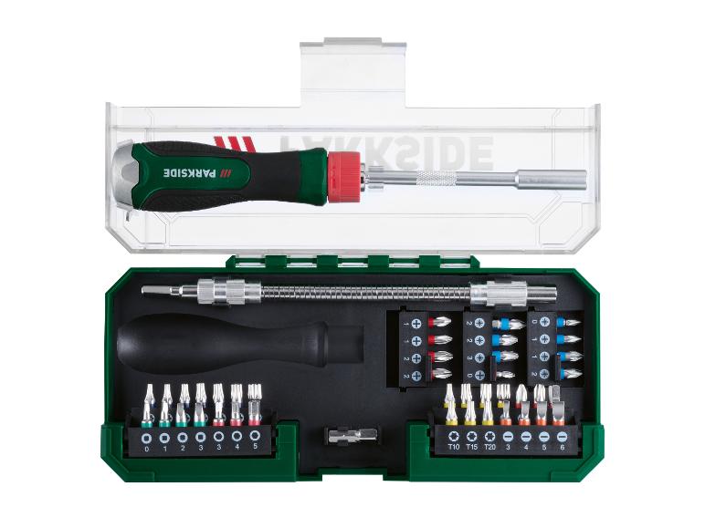 Ensemble de tournevis PARKSIDE avec embouts et rallonge flexible dans un étui vert et transparent ouvert.