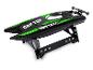 Bateau RC Kapter sur un support.