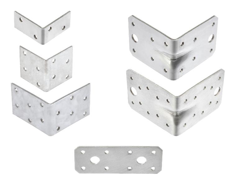 Diverses équerres et plaques de connexion métalliques avec trous de montage