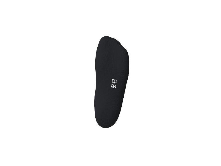 Semelle intérieure noire avec la taille 23-26 imprimée.