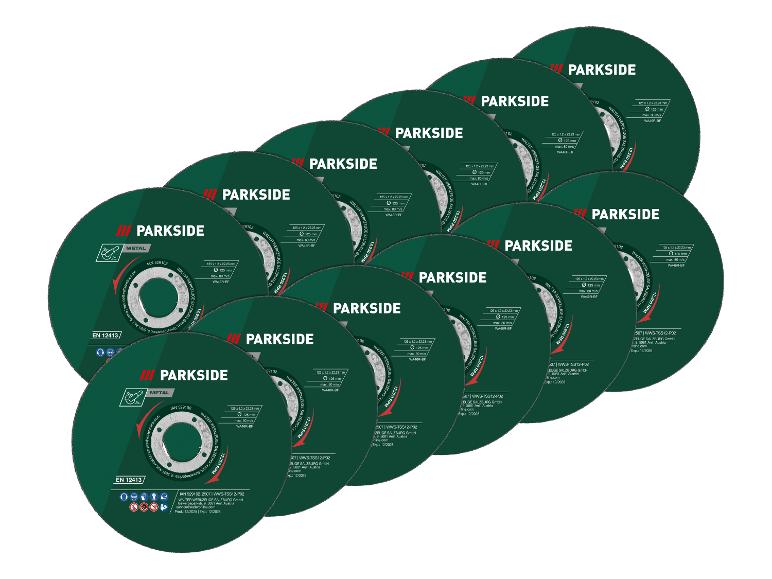 Une pile de disques à tronçonner verts pour le métal, affichant les dimensions et les informations de sécurité.