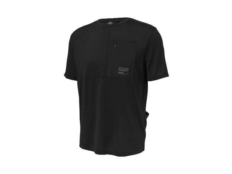 T-shirt de sport noir à manches courtes avec une poche poitrine zippée et le texte 'BUILT FOR CYCLING'.