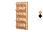 Porte-manteau mural en bois avec plusieurs crochets pliables, couleur bois naturel.