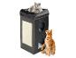 Un griffoir pour chat avec une plate-forme, un poteau à gratter et une cachette.