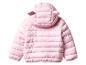 Veste rose matelassée pour bébé avec capuche.