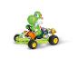 Kart jouet Carrera Mario Kart avec la figurine de Yoshi sur fond blanc.