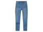 Un jean skinny bleu pour fille.
