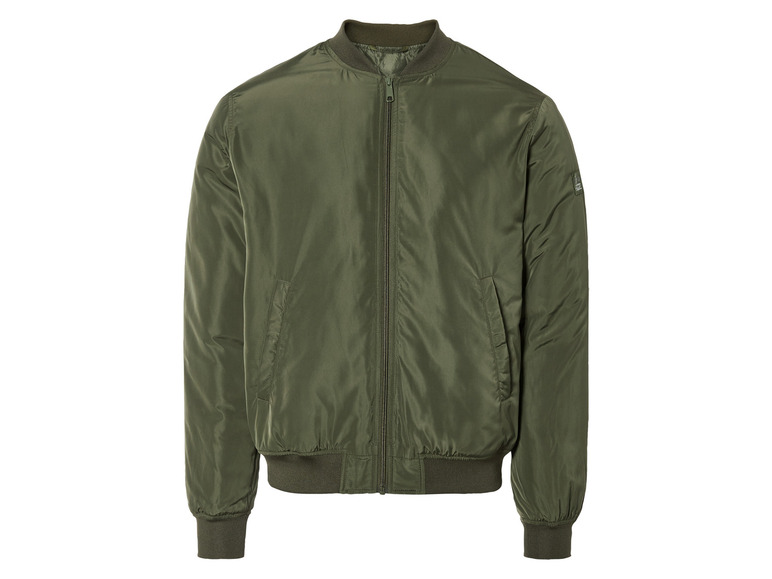 Une veste bomber verte avec fermeture éclair.