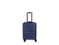 Valise bleue à roulettes avec poignée télescopique.