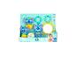 Coffret cadeau bébé avec jouets sur le thème de Stitch, incluant un anneau de dentition, un hochet et des anneaux à empiler.