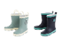 Deux paires de bottes de pluie pour enfants : bleu clair avec un ours et bleu marine avec une étoile.