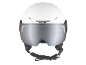 Casque de ski blanc avec visière miroir et jugulaire sur fond noir