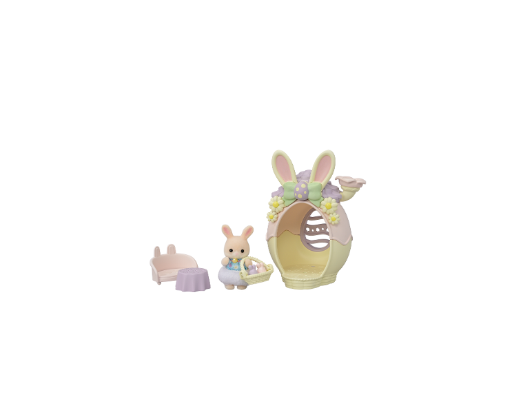 Ensemble de jouets de Pâques avec figurine de lapin, panier d'œufs et maison en forme d'œuf.