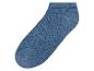 Chaussettes courtes bleues en tissu denim.