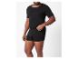 Sous-vêtements noirs : t-shirt et boxer.