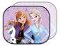 Elsa, Anna et Olaf de La Reine des Neiges sur un pare-soleil de voiture.