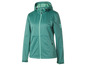 Une veste softshell verte à capuche.