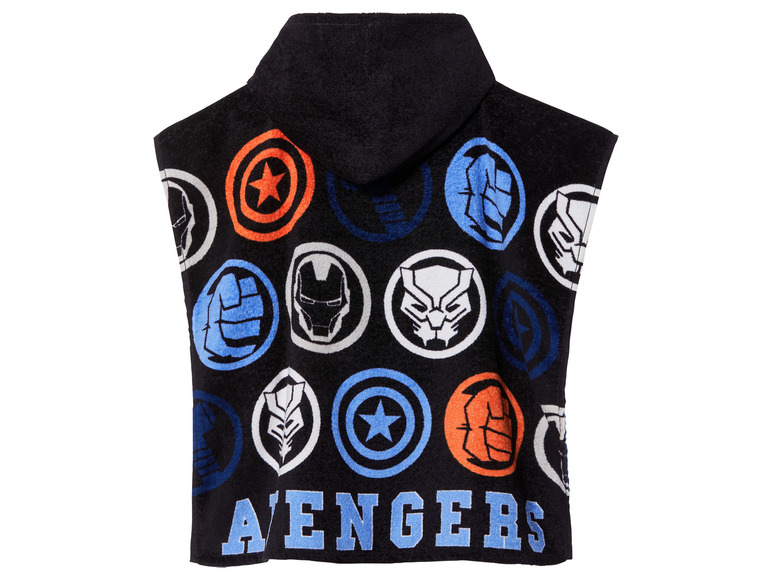 Une robe de chambre noire à capuche avec des logos Avengers.
