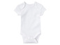 Un body bébé blanc à manches courtes.