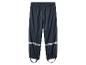 Pantalon de pluie bleu foncé pour enfants avec détails réfléchissants et sangles de pied.