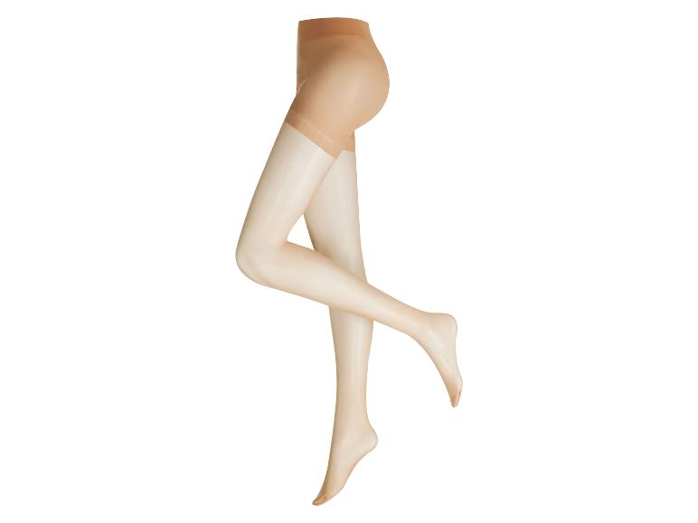 Collants beiges avec des jambes lisses.