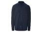 Une chemise bleu foncé à manches longues.