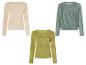 Trois pulls en tricot aux couleurs pastel.